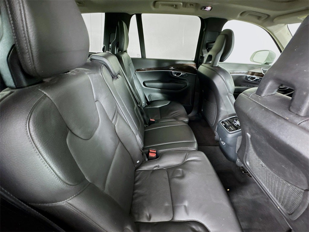 2018 Volvo XC90 T5 Momentum